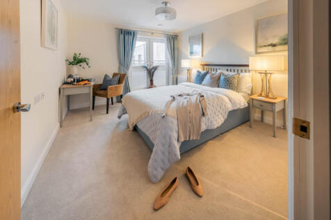 Master bedroom of apartment 47